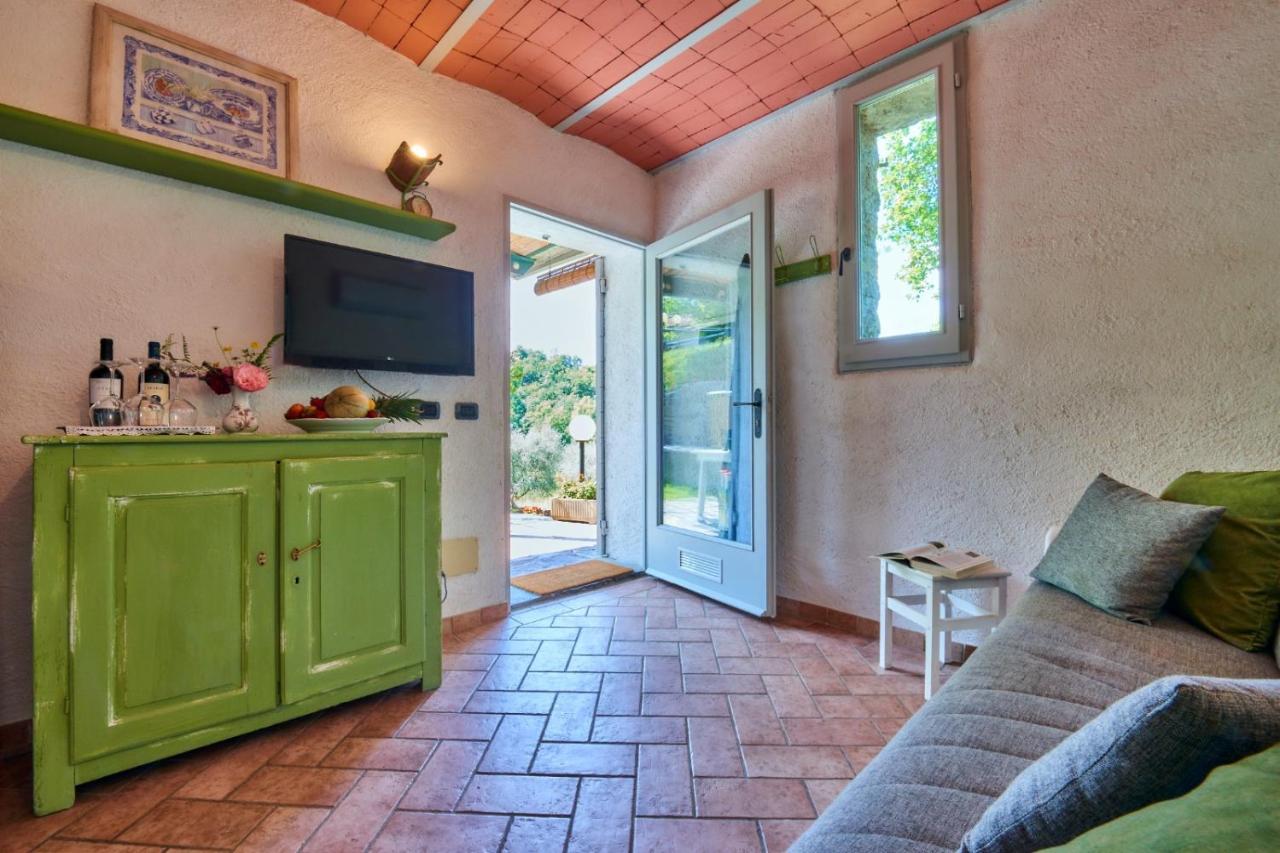 La Casetta Nel Bosco - Hot Tube And Sauna Льерна Экстерьер фото